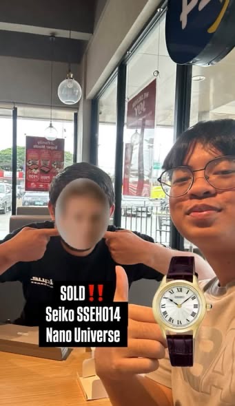 Seiko SSEH014 Nano Universe handed to a buyer