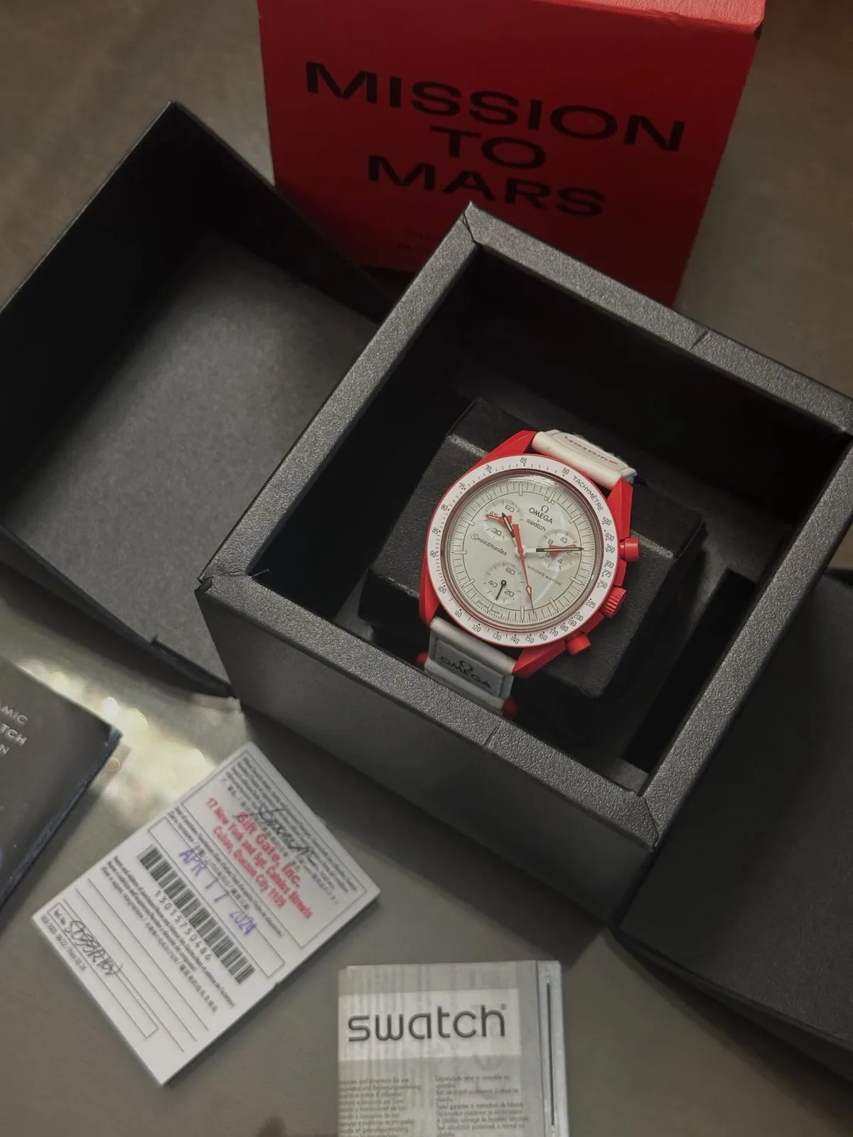 Omega x Swatch MoonSwatch "Mission To Mars" — photo 2