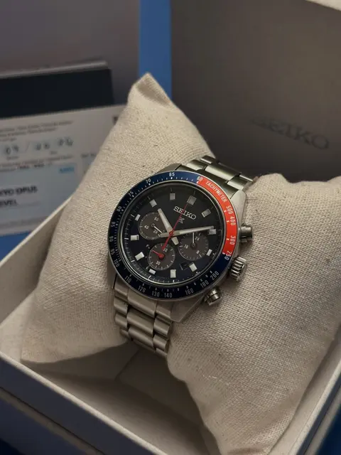 Seiko Prospex SSC913 Pepsi Speedtimer