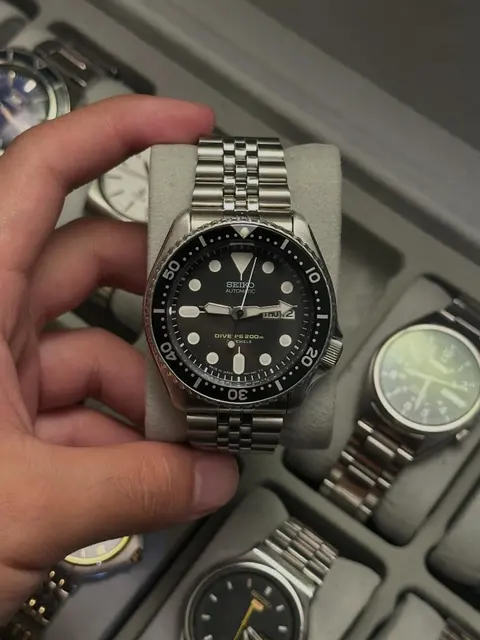 Seiko SKX007J Black Divers