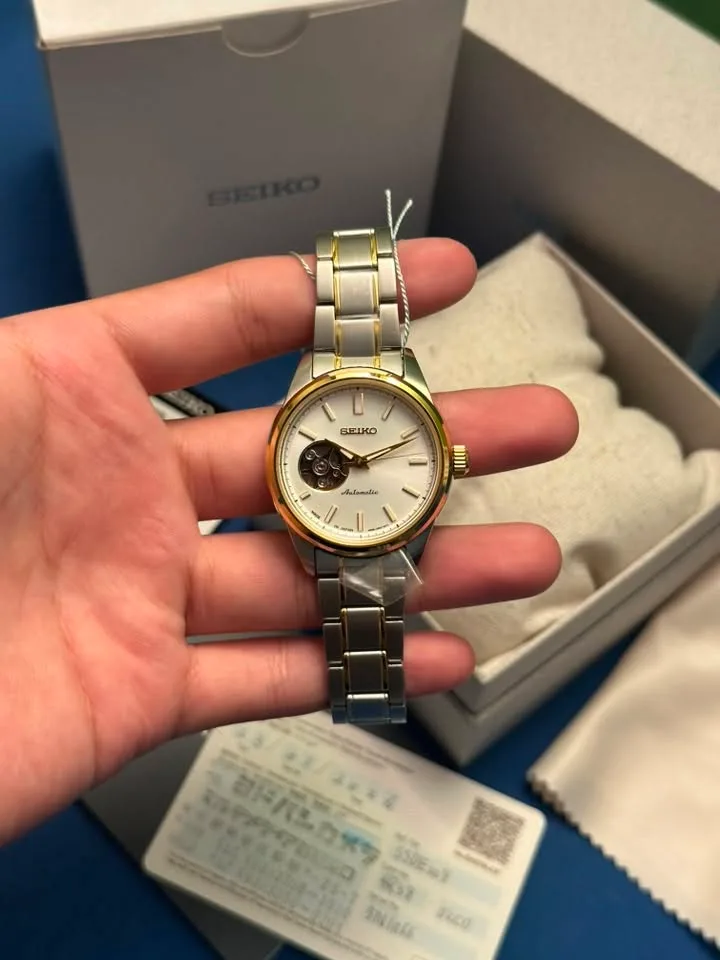 Seiko SSDE008 "Open Heart" Two Tone — photo 4